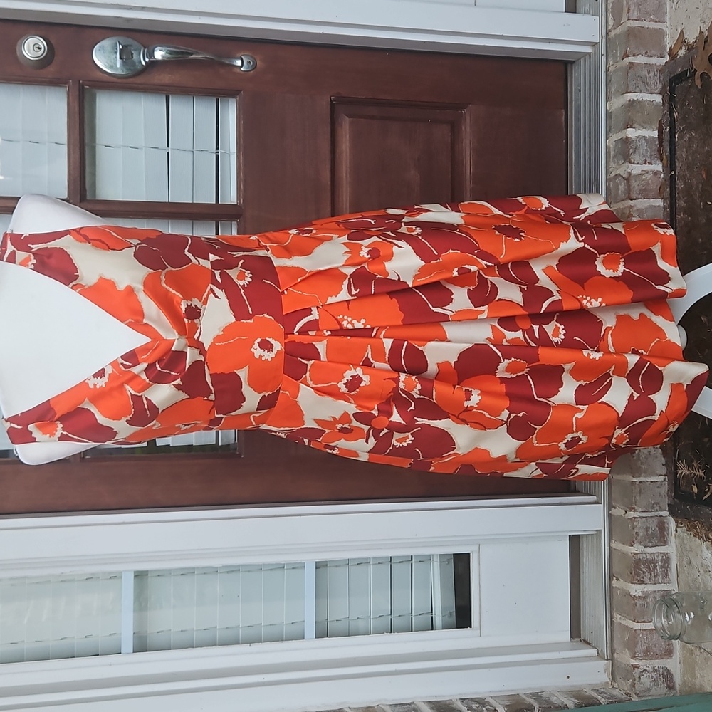 Banana Republic Orange and Cream Floral V-Neck Fit-and-Flare Dress